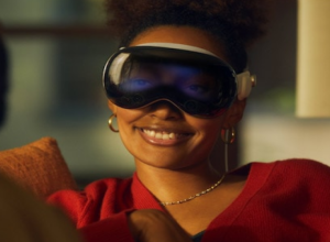 Navigating the Cybersecurity Risks of Apple Vision Pro: What You Need to Know