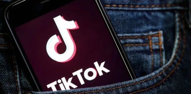 TikTok Turmoil: Bipartisan Brigade Battles for Ban on Beloved App